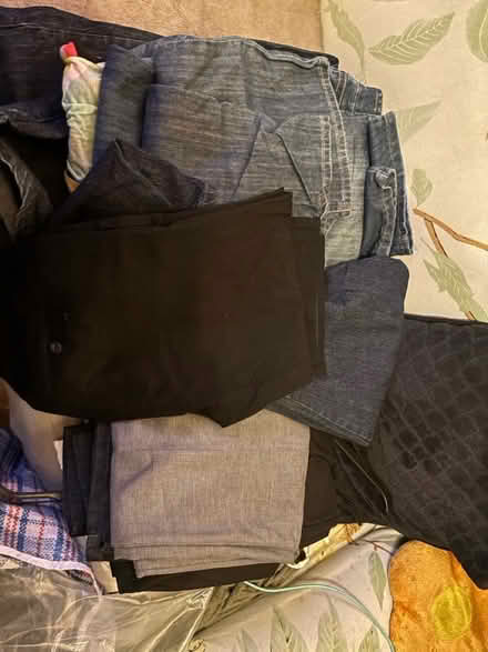 Photo of free 14/16 clothes (W10 nottinghill) #1