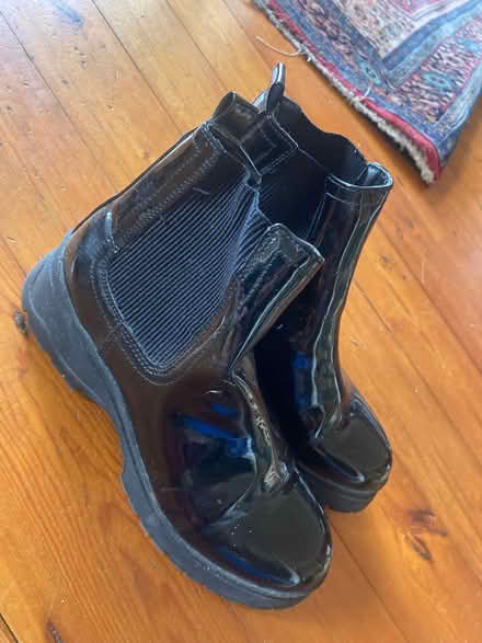 Photo of free Women’s shoes. Size 6/7 (City of Bristol BS6) #1