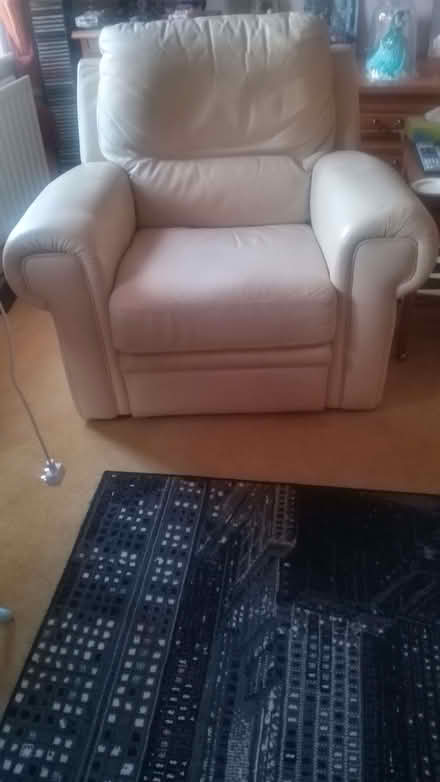 Photo of free 3 Piece Soft Leather Reclining Suite (DA4) #2