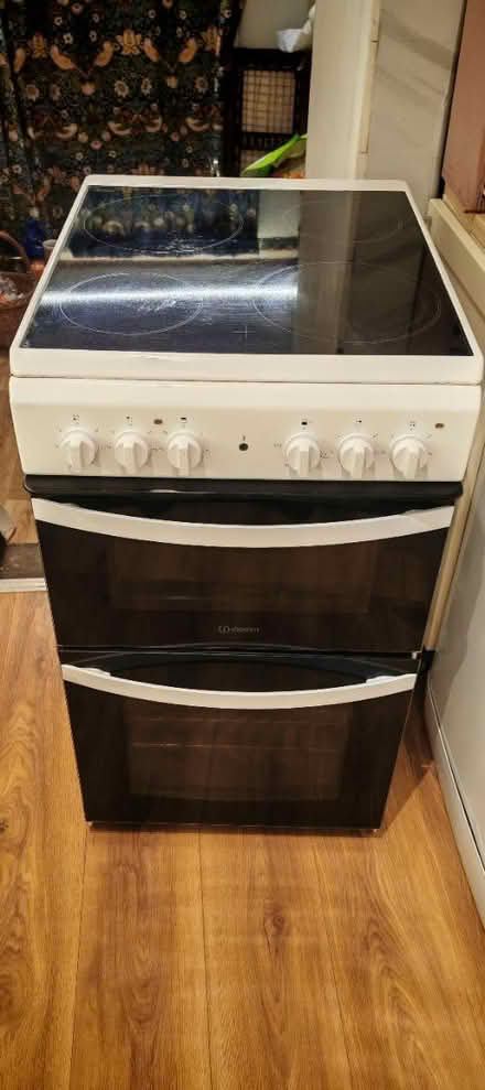 Photo of free Indesit Ceramic Cooker (BR4 West Wickham) #1