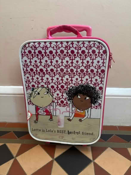 Photo of free Charlie and Lola kids suitcase (GL53) #1