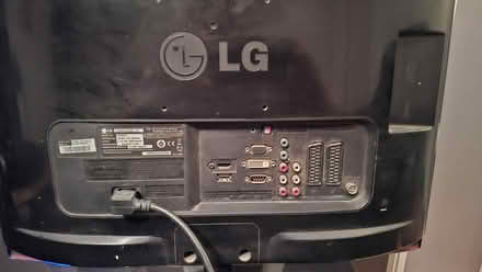 Photo of free lg 22" tv. (Windygates KY8) #2