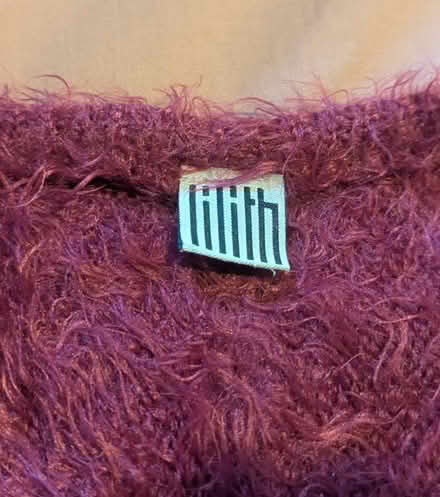 Photo of free Wine tone fuzzy shrug sweater (Greenlake) #4