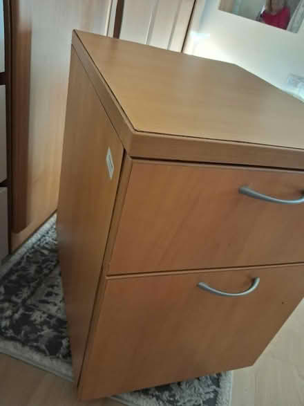 Photo of free Drawers on wheels (Ashford TW15) #2