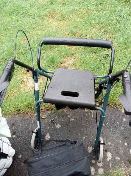 Photo of free Walker (BS4) #1