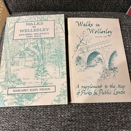 Photo of free Wellesley books (Lexington Center) #1