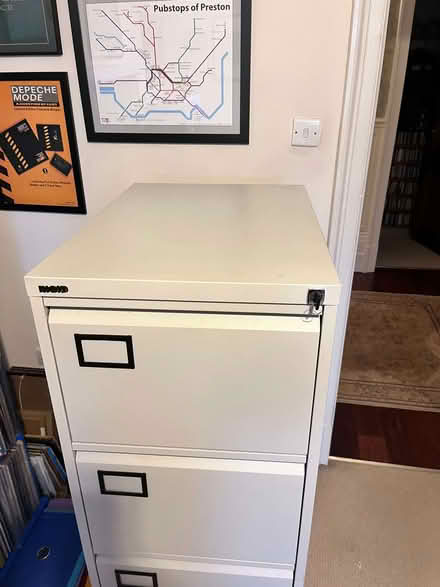 Photo of free FIling cabinet - Great condition (Tarleton PR4) #2