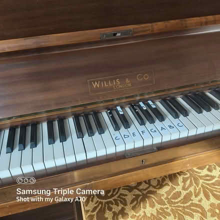 Photo of free My piano (tunstall LA6) #1