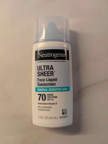 Photo of free Neutrogena ultra sheer sunscreen (near Central Park) #1