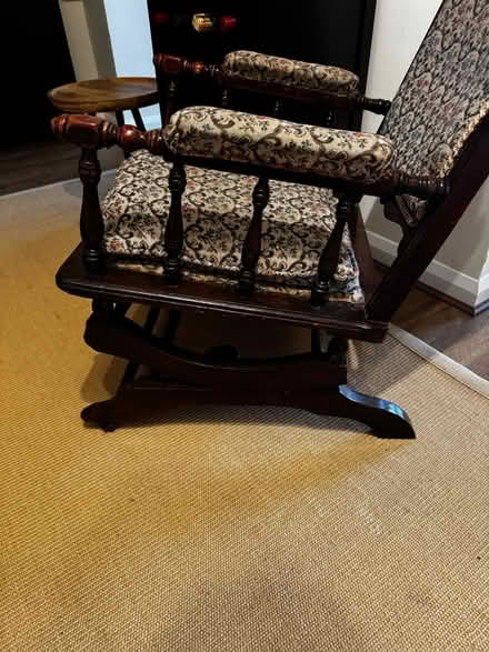 Photo of free Antique Rocking Chair / c.1920 (TN2 3HT) #3