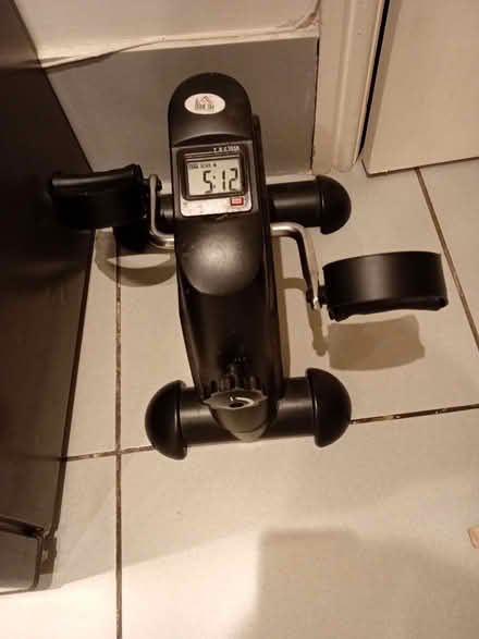Photo of free Adjustable mini exercise bike (Richmond TW9) #1
