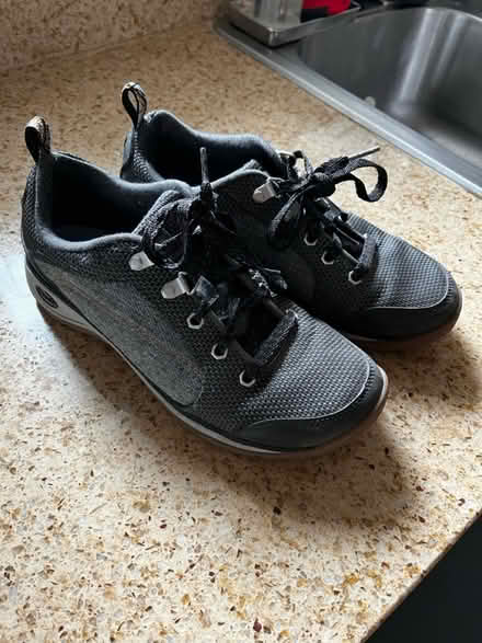 Photo of free Women’s Chaco shoes, size 7.5 (Downtown Mountain View) #1