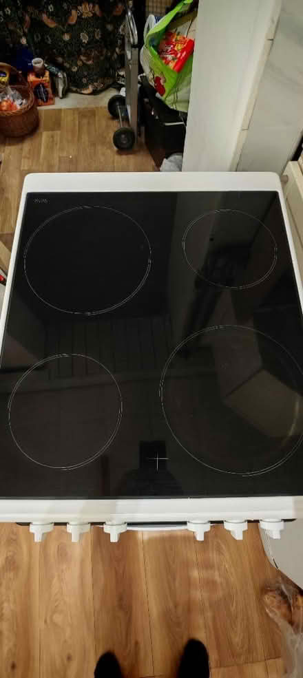 Photo of free Indesit Ceramic Cooker (BR4 West Wickham) #2