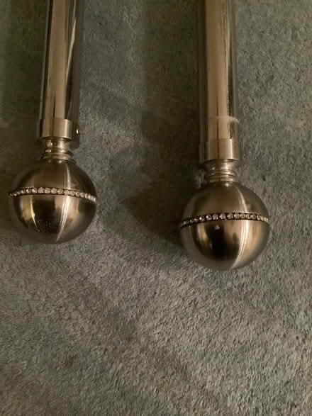 Photo of free Curtain Pole 1.8m with end fitting. No brackets. (Overslade CV22) #2