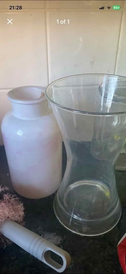 Photo of free Vases (Rhwibina CF14) #1