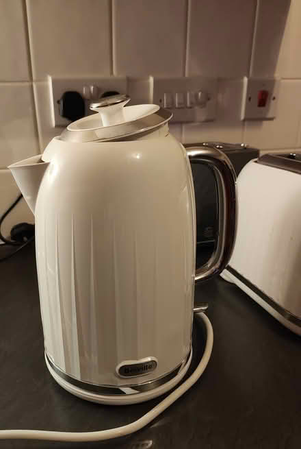 Photo of free Breville Kettle & Toaster set (Welwyn) #2