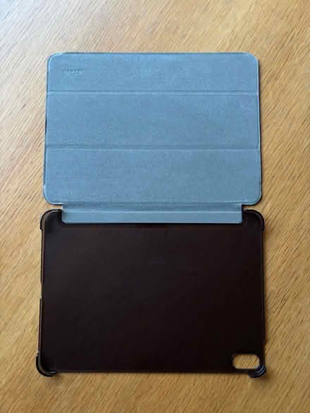 Photo of free iPad case (Kippington TN13) #1