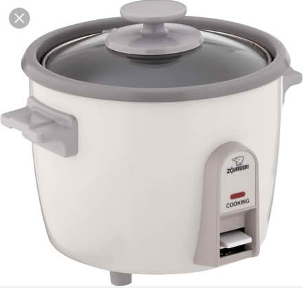 Photo of Rice cooker (KT6 Surbiton) #1
