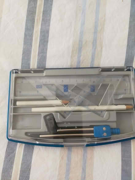 Photo of free Student's maths set (Southdown AL5) #1
