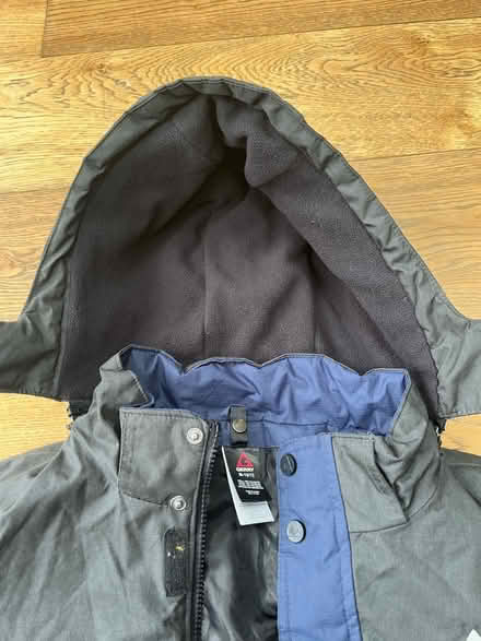 Photo of free Blue / black child’s ski jacket (Walton on the Hill KT20) #3