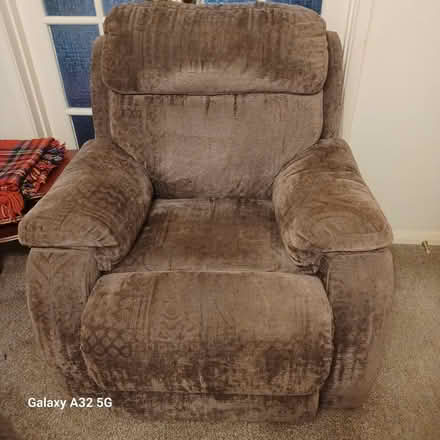 Photo of free 2 seater sofa and matching chair (Worplesdon) #4