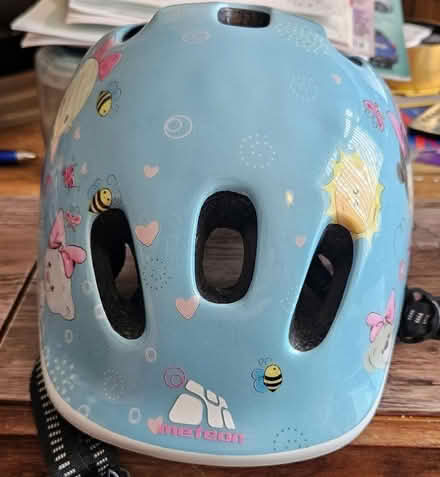 Photo of free Girls small cycle / skateboard helmet. (Overton LA3) #2
