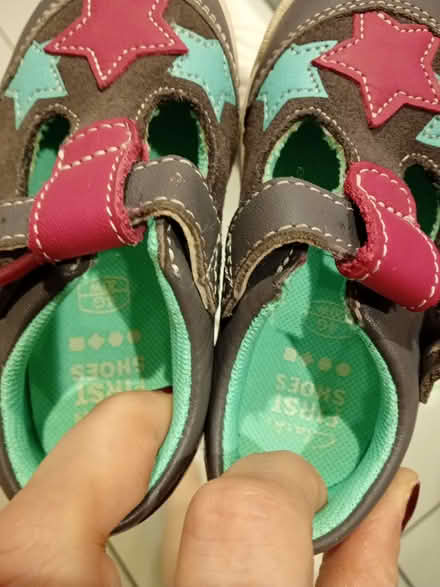 Photo of free Girls Clarks 4 shoes (Richmond TW9) #1
