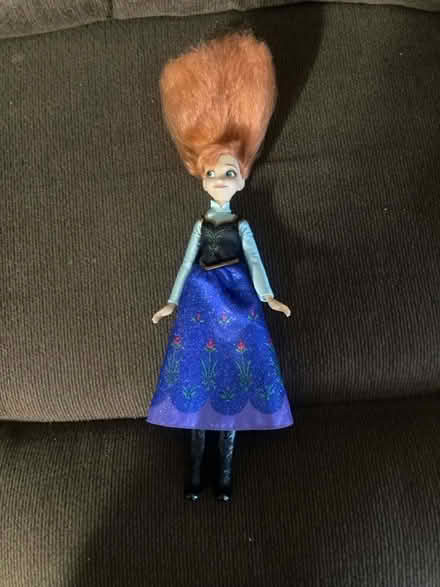 Photo of free Disney frozen Anna doll (DE) #1