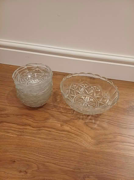 Photo of free Glass serving bowl set (Yateley GU46) #1