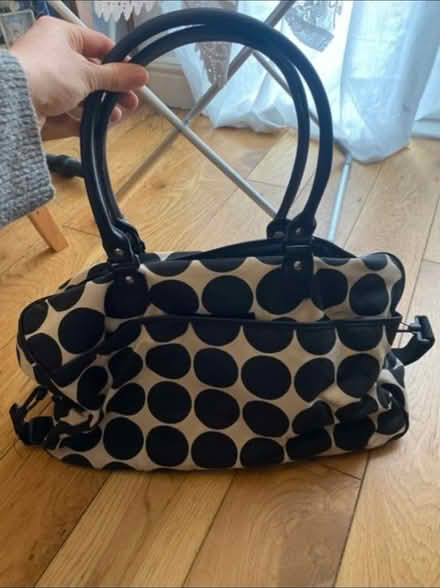 Photo of free Weekend Bag & Vanity Case (Cheshunt En8) #1