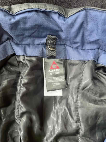Photo of free Blue / black child’s ski jacket (Walton on the Hill KT20) #4