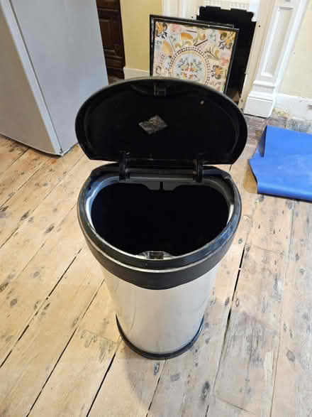 Photo of free Bin (Reading RG1) #3