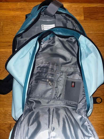 Photo of free Samsonite Backpack (2009) (Oxford OX1) #4