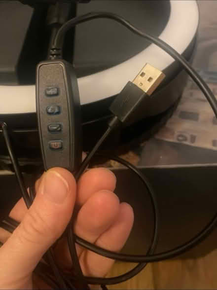 Photo of free Selfie Ring Light /Phone Holder (Cheshunt En8) #4