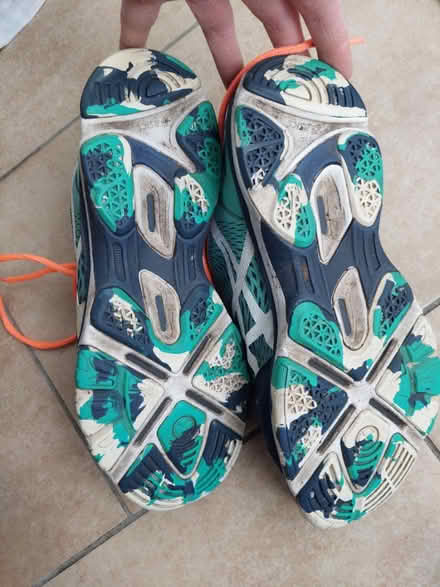 Photo of free Size 8.5 Asics Women's trainers (Newark NG24) #2