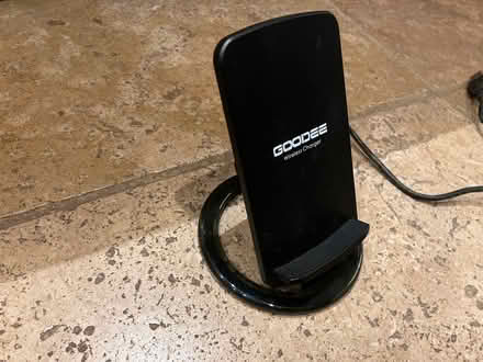 Photo of free Wireless mobile phone charger (Pendeen TR19) #1