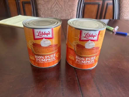 Photo of free 2 cans of Libby's pure pumpkin (Meadows in Sarasota) #1