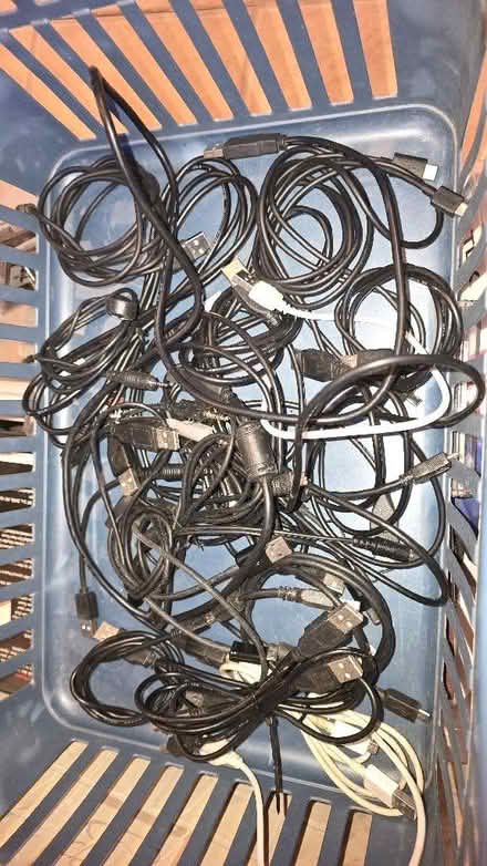 Photo of free USB cables (West Croydon CR0) #1