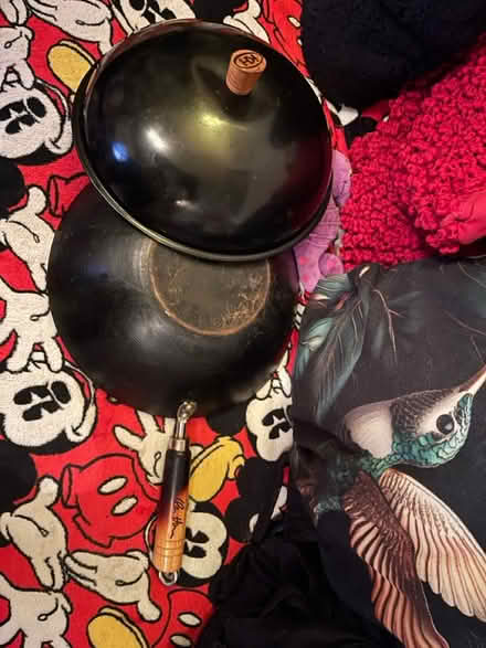 Photo of free 31cm Diameter Wok (Camberwell SE5) #3