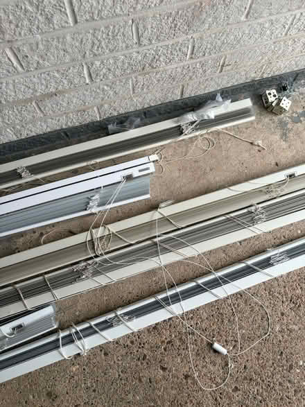 Photo of free Venetian blinds x 5 (Heage DE56) #2