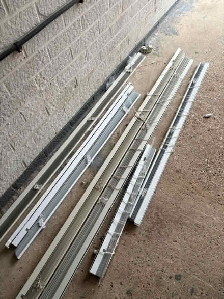 Photo of free Venetian blinds x 5 (Heage DE56) #1