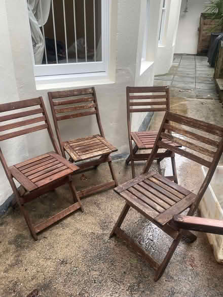 Photo of free Wood table and chairs (St. John's Wood NW8) #1