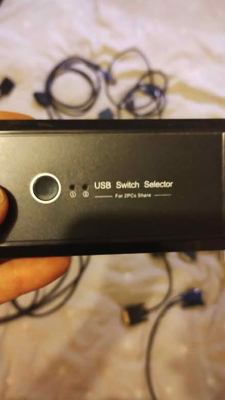 Photo of free Dvi, vga and USB switches & cables (DE24 Alvaston) #4