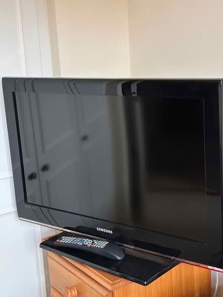 Photo of free 32” Television (Ramleaze SN5 5SW) #1