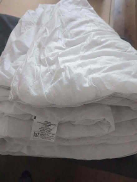 Photo of free Double duvet (Egham TW20) #1