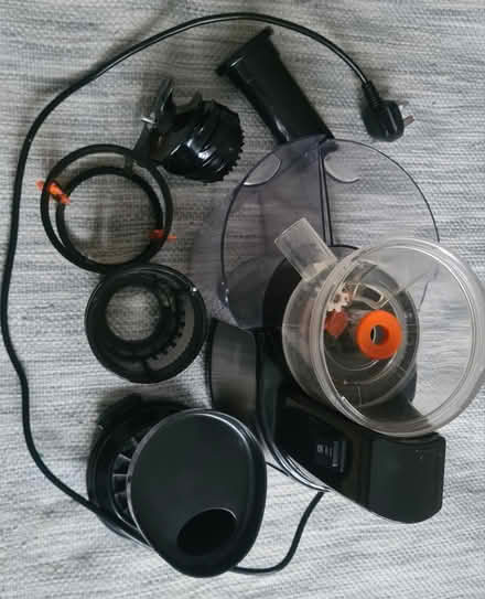 Photo of free Juicer (Winchmore Hill HP7) #2