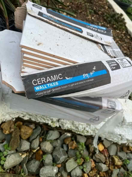 Photo of free White tiles (Stevenage SG2) #1