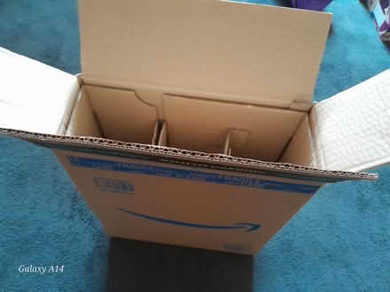Photo of free 3 strong cardboard box for bottles (St Andrews BS6) #1