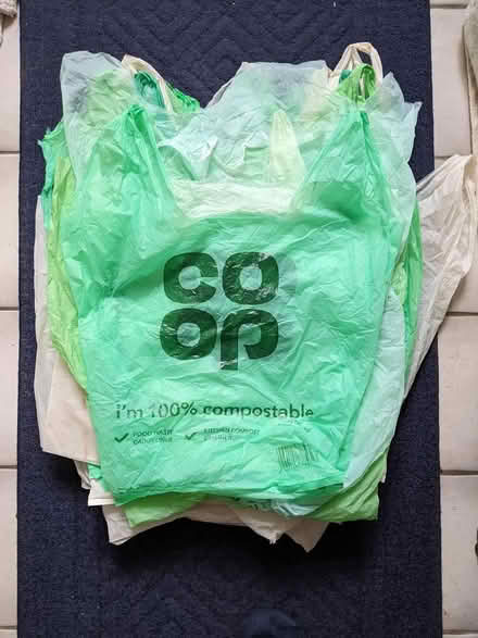 Photo of free 50 Food Waste Disposal Bags (Twickenham) #1