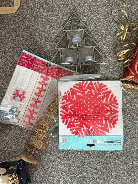 Photo of free Christmas decorations (West hill Dartford) #1